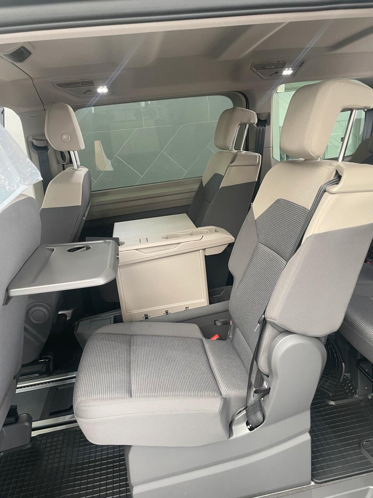 7 Sitzer mieten leihen Rent Kombi Wochenlang für Urlaub Bild 6