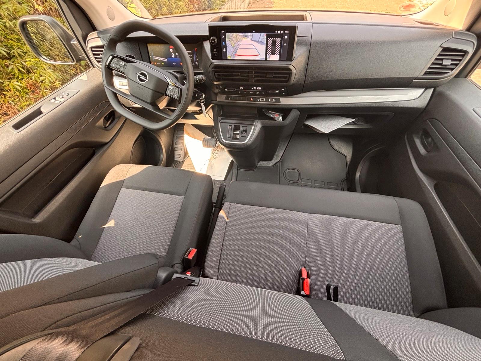 Opel Vivaro 9 SITZER MIETWAGEN AUTOMATIK❗️ in Bielefeld Bild 4