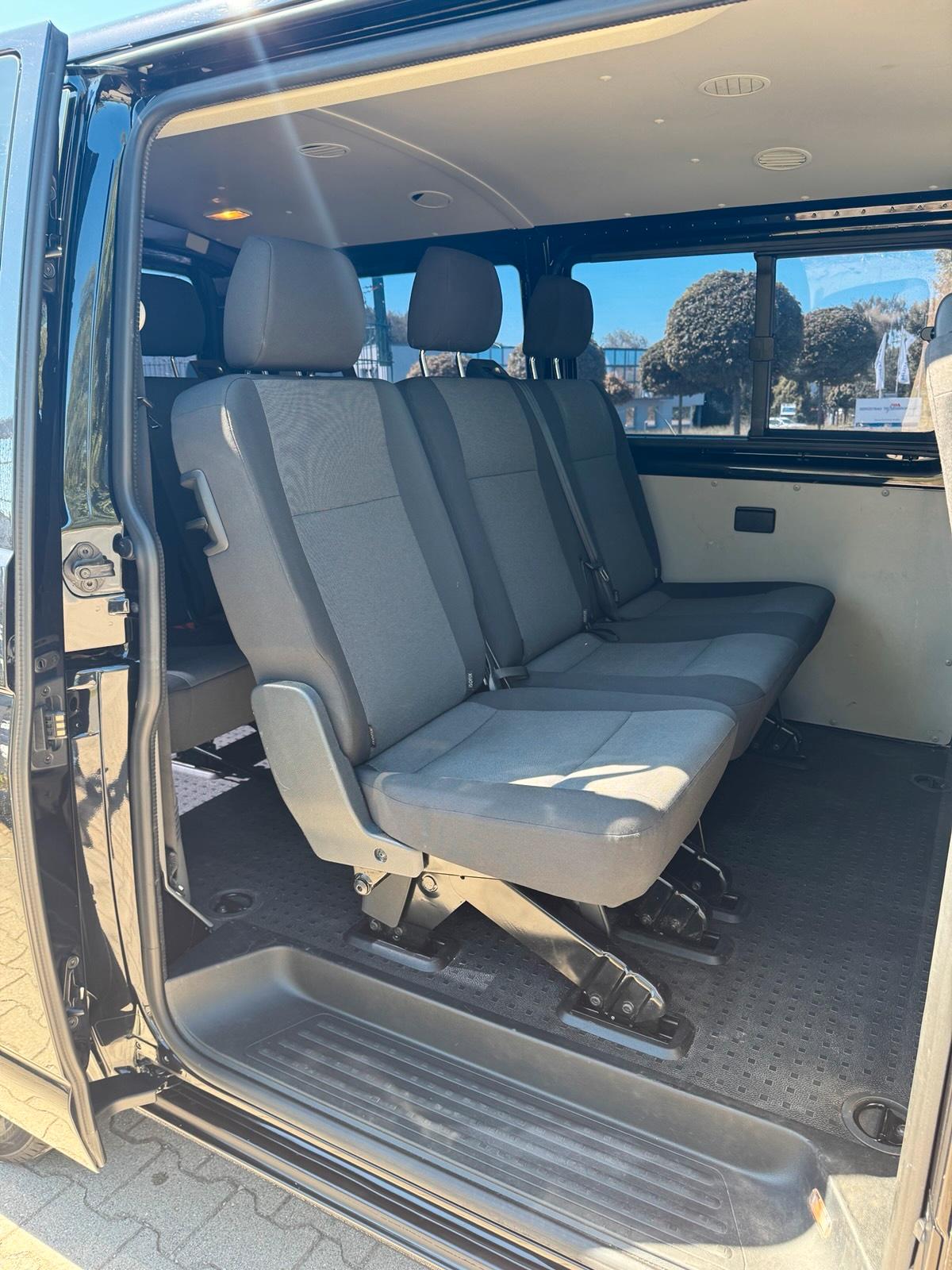 9 Sitzer Mieten / Verleih / Leihen Urlaub Bild 5