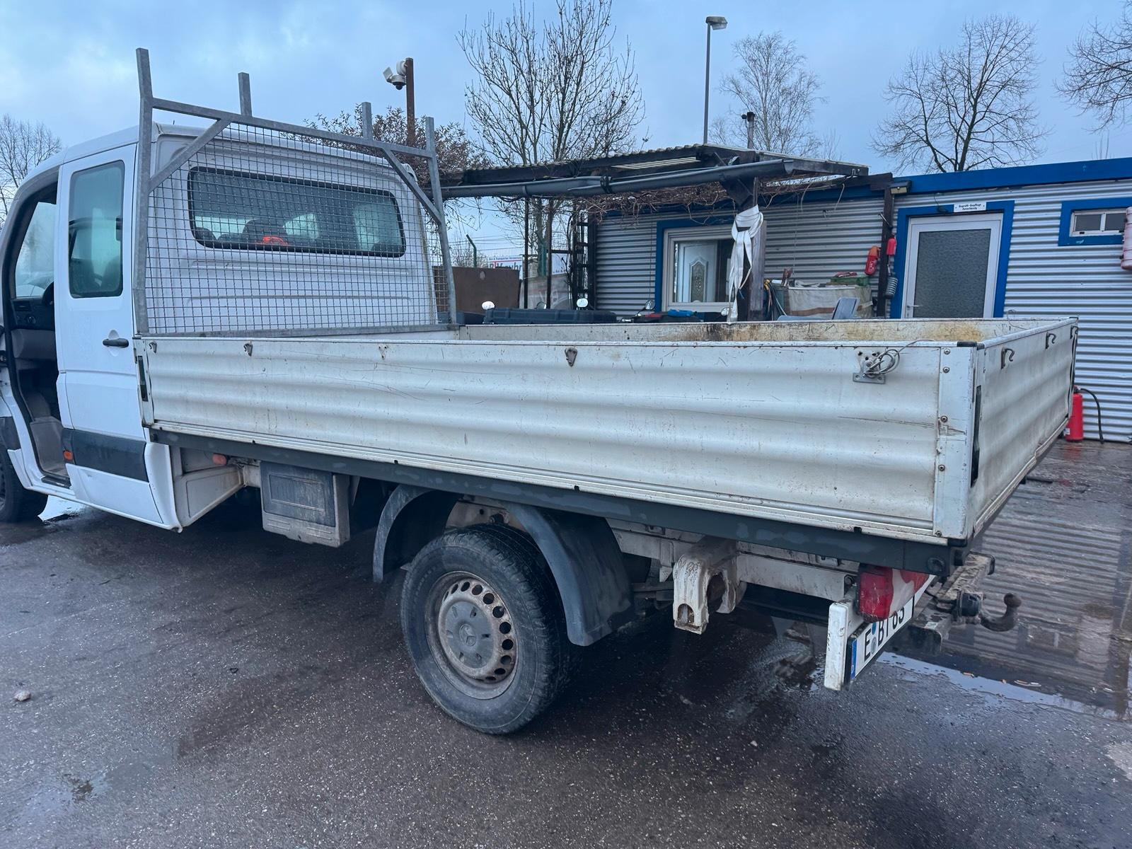 Pritsche 3,5T Mieten / Leihen / Verleih Bild 3