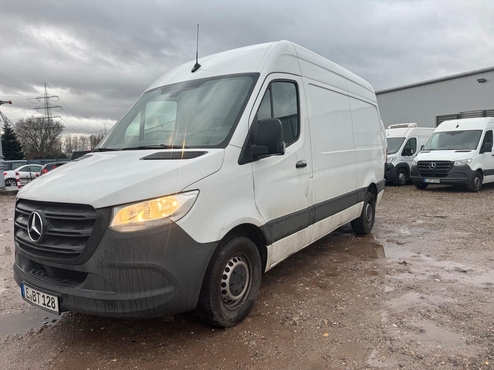 BTV Bus & Transporter Vermietung / Mieten / Leihen / Verleihen Bild 3