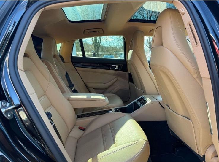 Porsche Panamera mieten Mietwagen Sportwagen Hochzeitswagen Bild 5