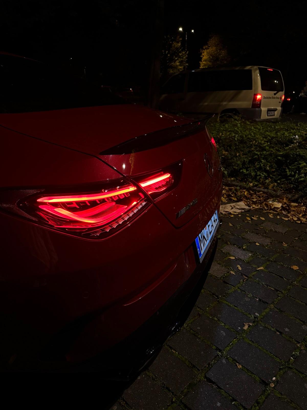 Sportwagen mieten CLA 45s mieten Autovermietung Bild 6