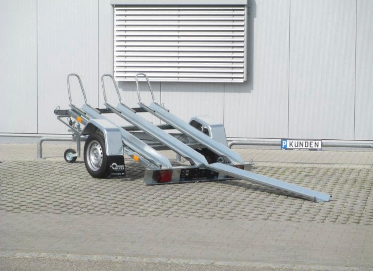 Motorradanhänger / Motorrad Transporter/ Trailer / Mieten Bild 4