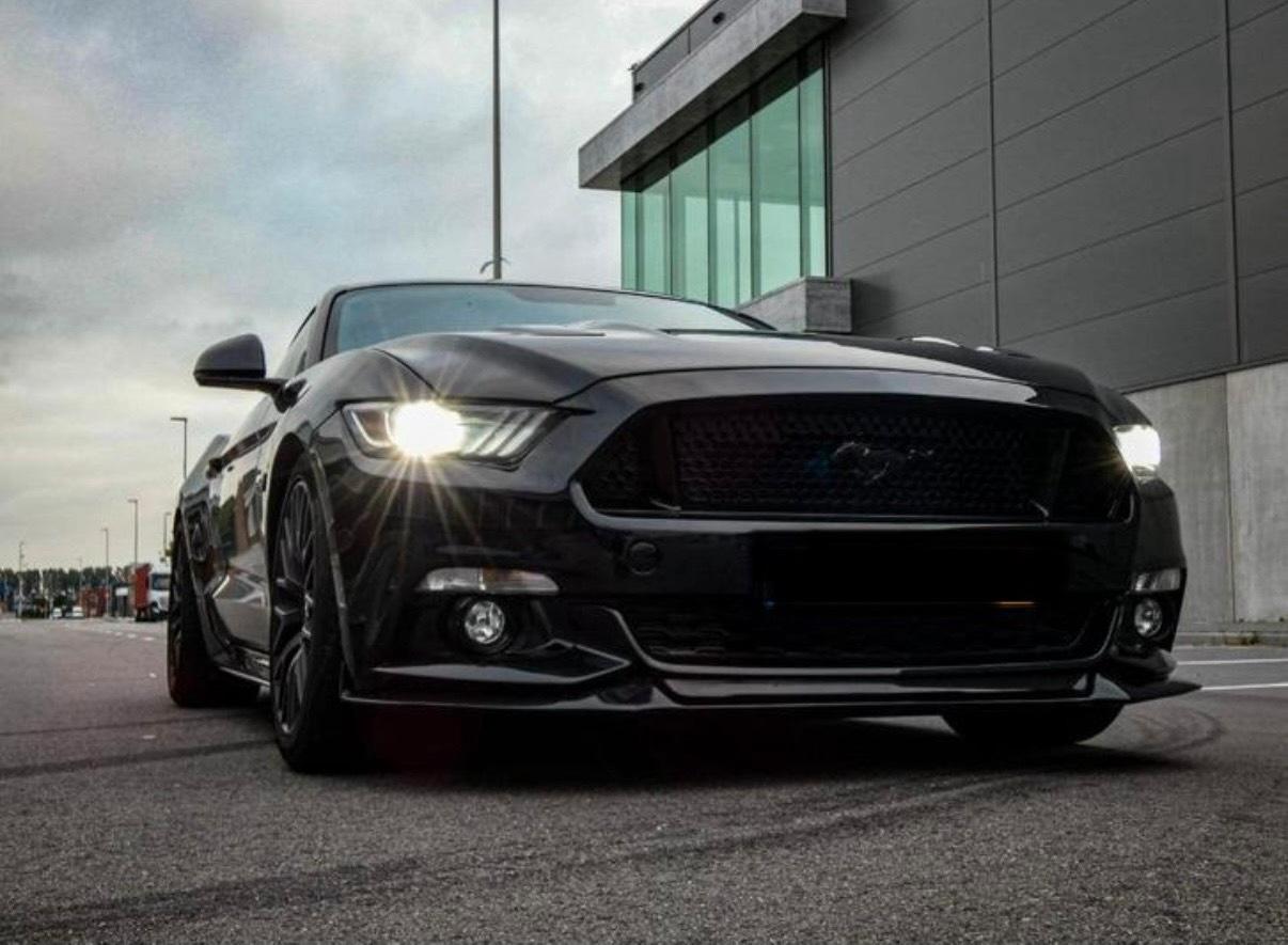 Ford Mustang 5.0 L V8 Sportwagen mieten / leihen / Hochzeitsauto Bild 5