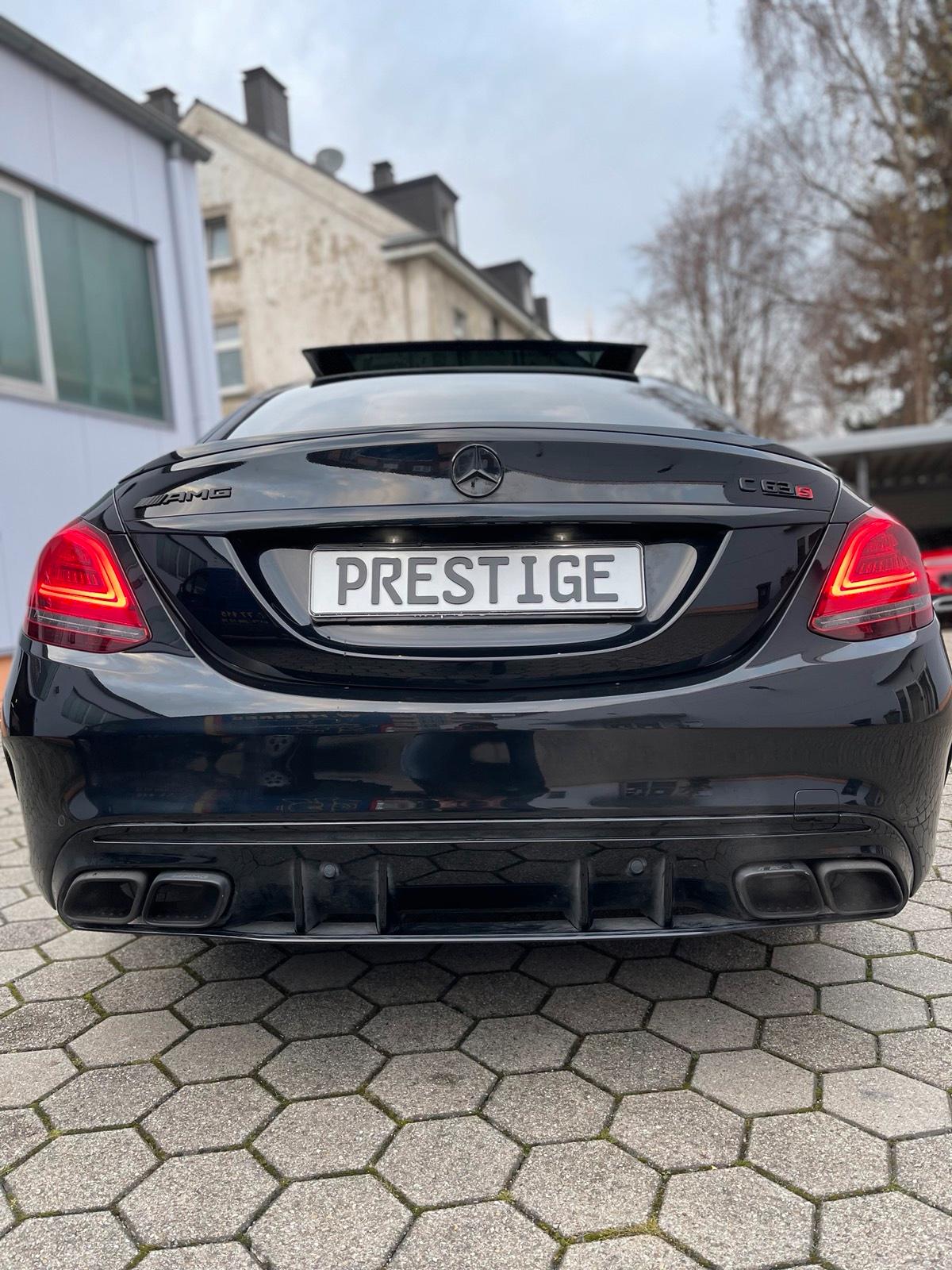 MERCEDES C63 S AMG MIETEN LEIHEN MIETWAGEN SPORTWAGEN V8 Bild 4