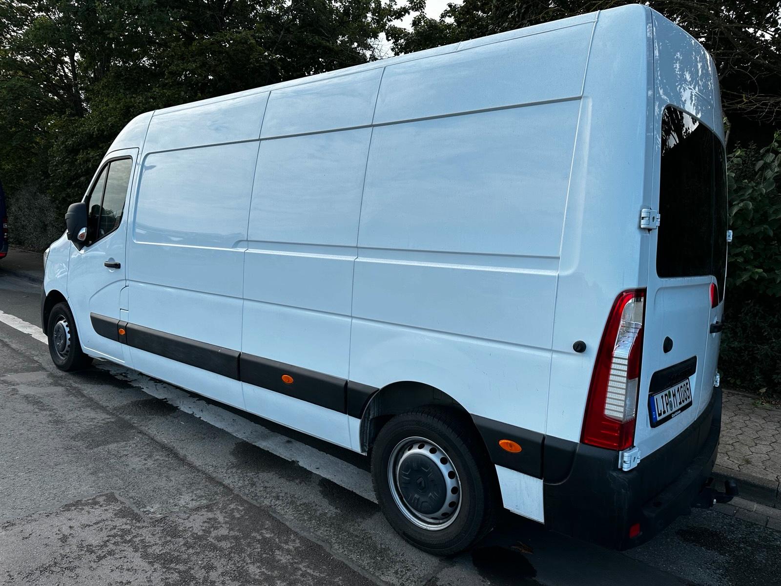 Transporter Kastenwagen PKW Anhänger zu vermieten leihen Bild 6