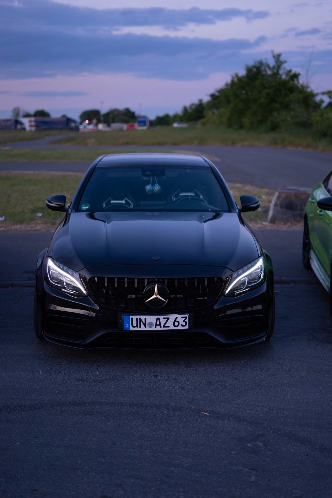M4 Mieten RS3 C63S AMG GLC63S 8R RS6 R8 RS7 E63S Autovermietung Bild 5