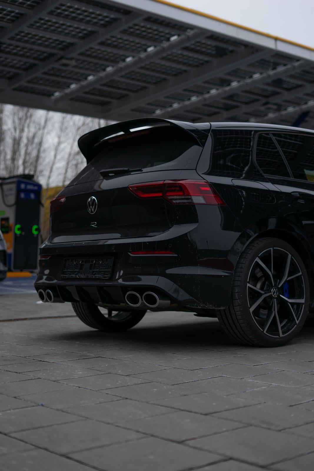 VW Golf 8R Performance Mieten Leihen Sportwagen mieten Rent Bild 6