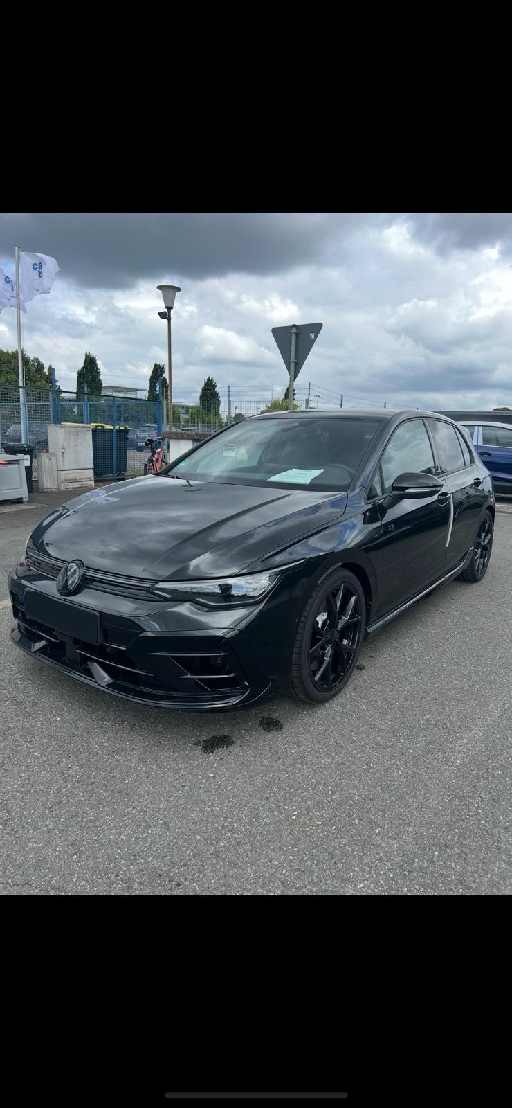 VW Golf 8R 333PS Mietwagen|Autovermietung|Sportwagen| Bild 3