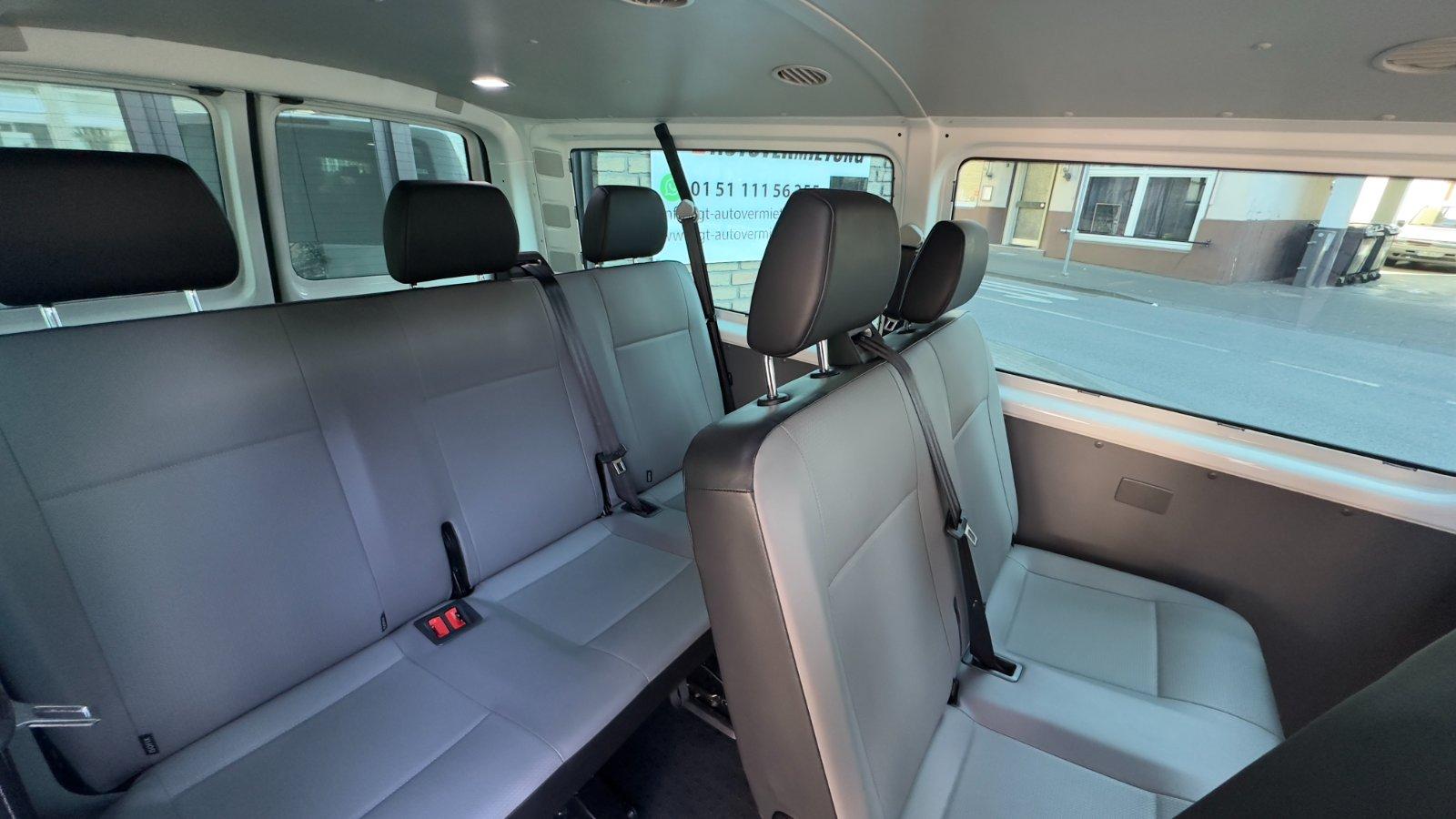 VW Transporter 9 Sitzer Mieten Mietwagen Bild 5