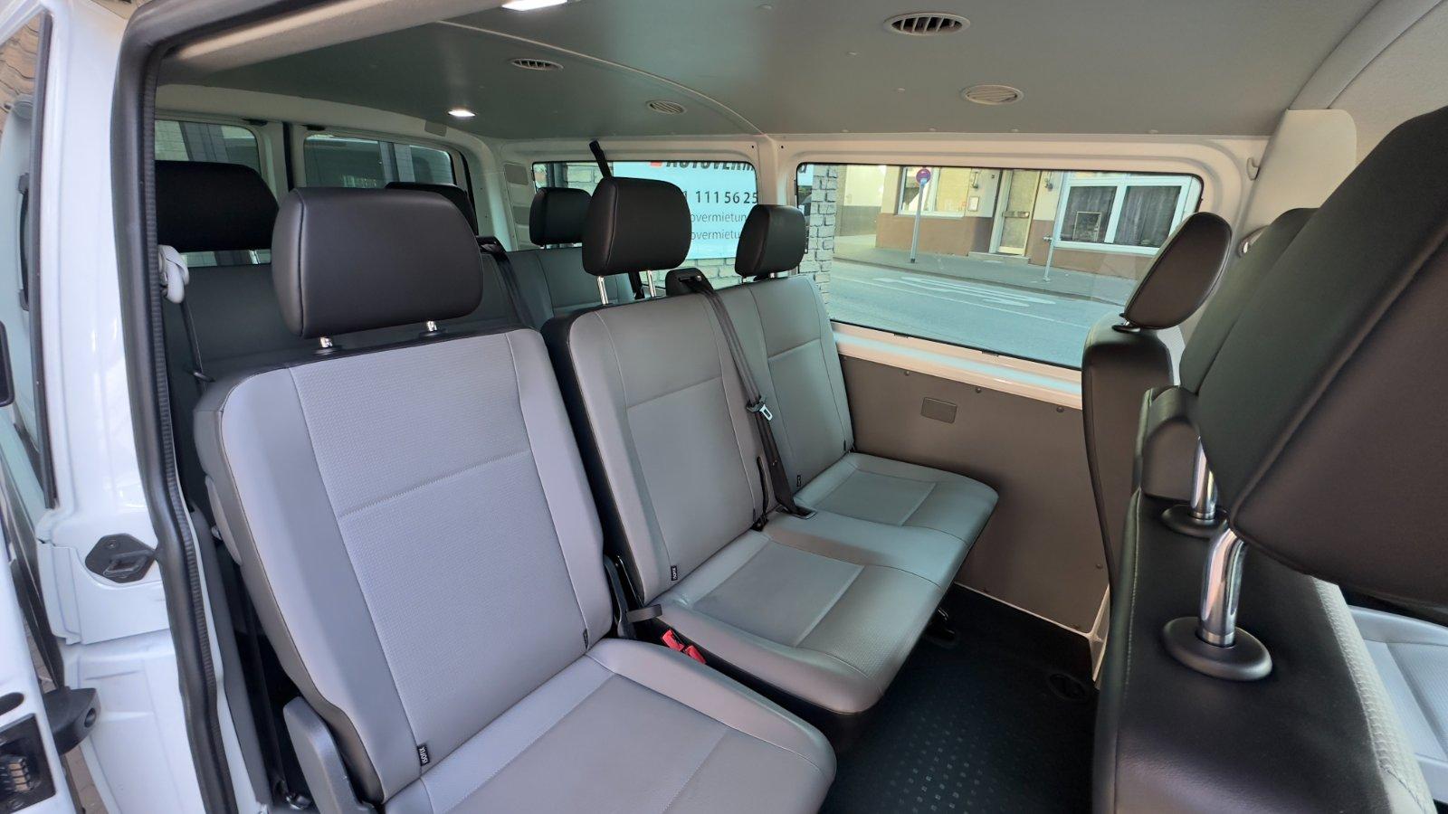 VW Transporter 9 Sitzer Mieten Mietwagen Bild 6