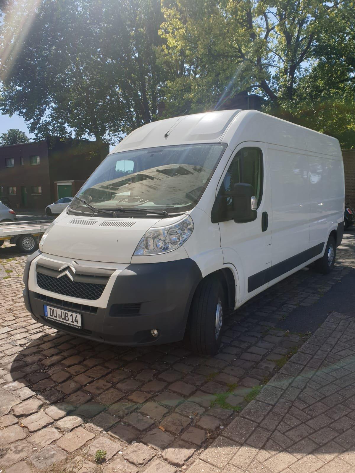 ZU VERMIETEN - Transporter in Duisburg Bild 2