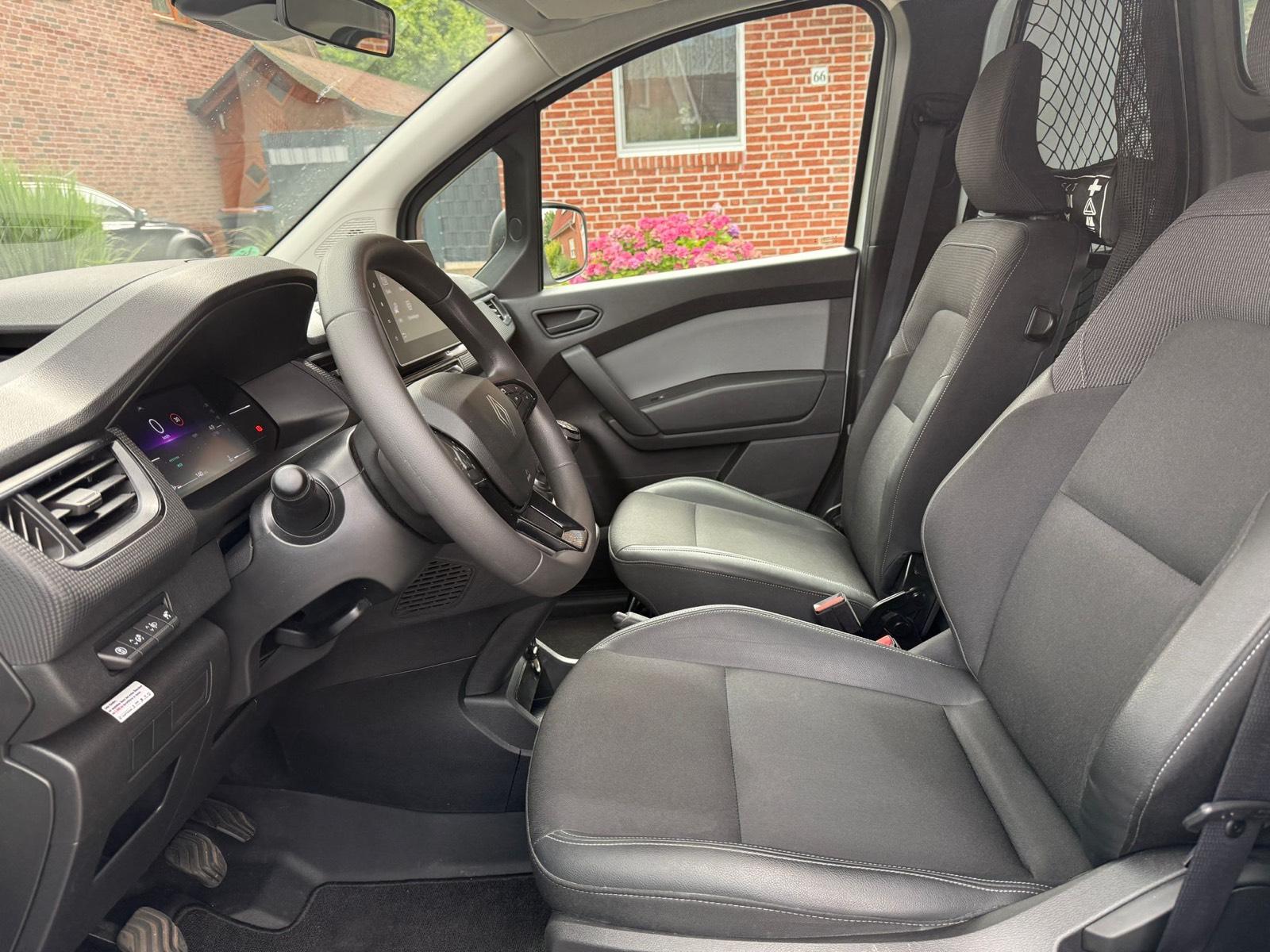 Renault Kangoo Mieten Vermieten Autovermietung Bild 5