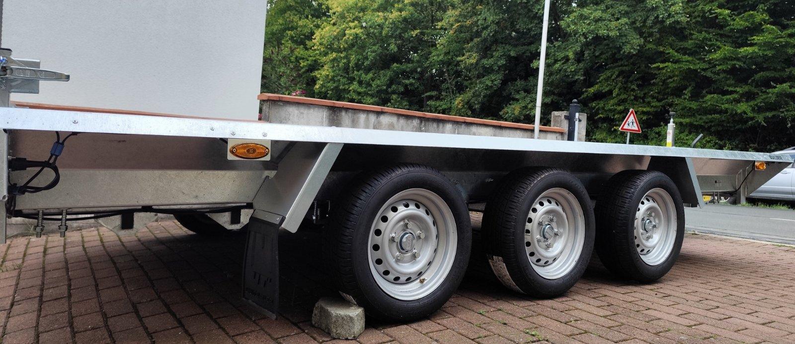 Baumaschinentransport- Anhänger zu vermieten, leihen Bild 4