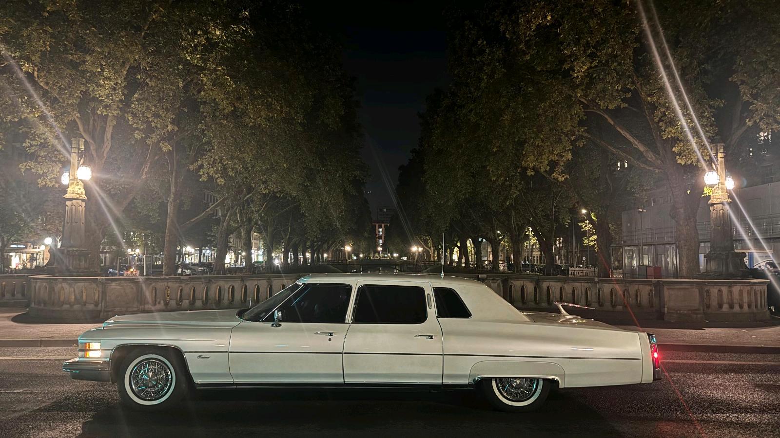 Hochzeitsauto mieten / oldtimer mieten / Cadillac Bild 3