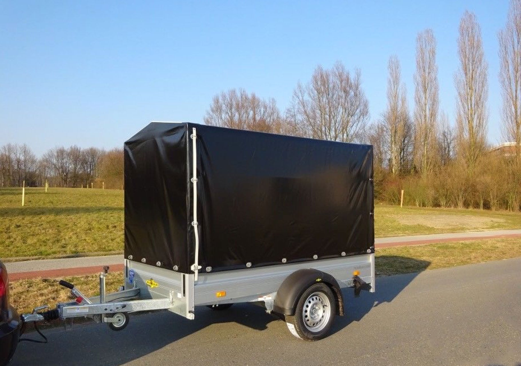Planenanhänger Bild 3