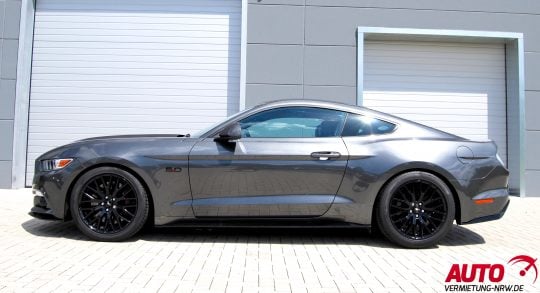 FORD MUSTANG GT COUPE Bild 3