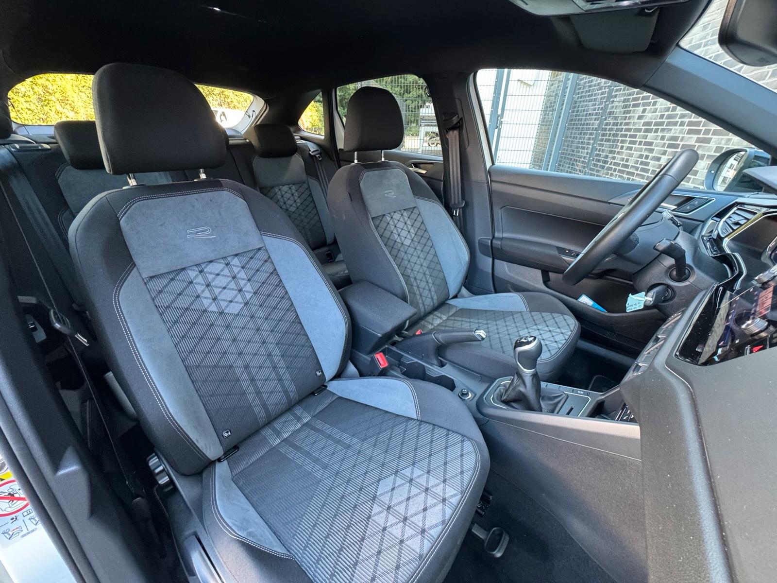 VW Taigo R kompakt SUV MIETEN/LEIHEN/ERSATZ/AUTOVERMIETUNG Bild 4