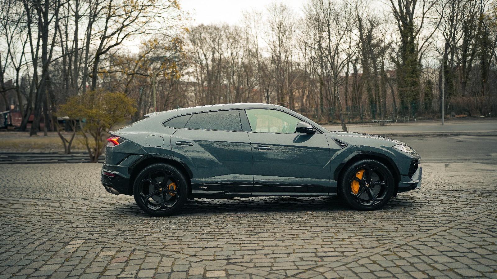 Lamborghini Urus S mieten Berlin Autovermietung Sportwagen Bild 3