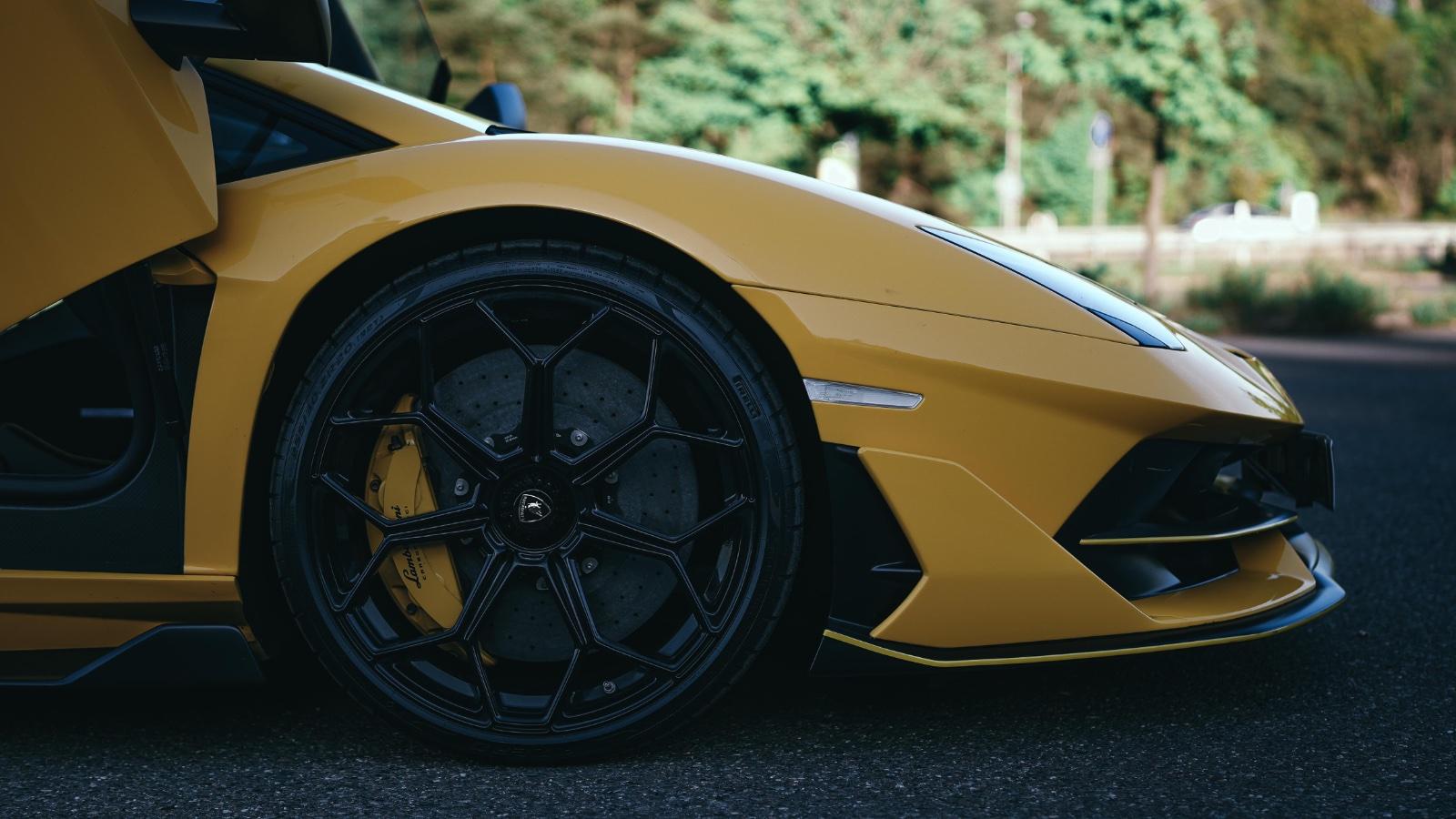 Lamborghini Aventador SVJ Coupé 01 di 900 Mieten Sportwagen Mieten Berlin Bild 6