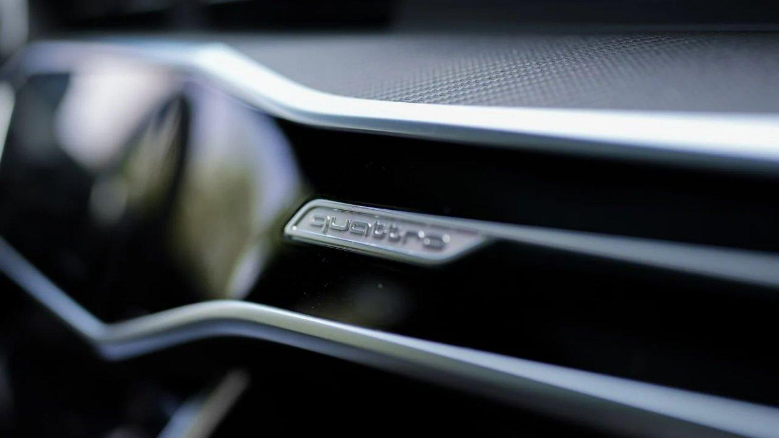 Audi RS6 Avant mieten Berlin Autovermietung Sportwagen Bild 3