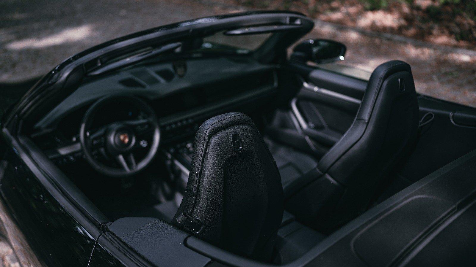 Porsche 911 992 Carrera Cabrio mieten Sportwagen Exot Berlin Bild 3