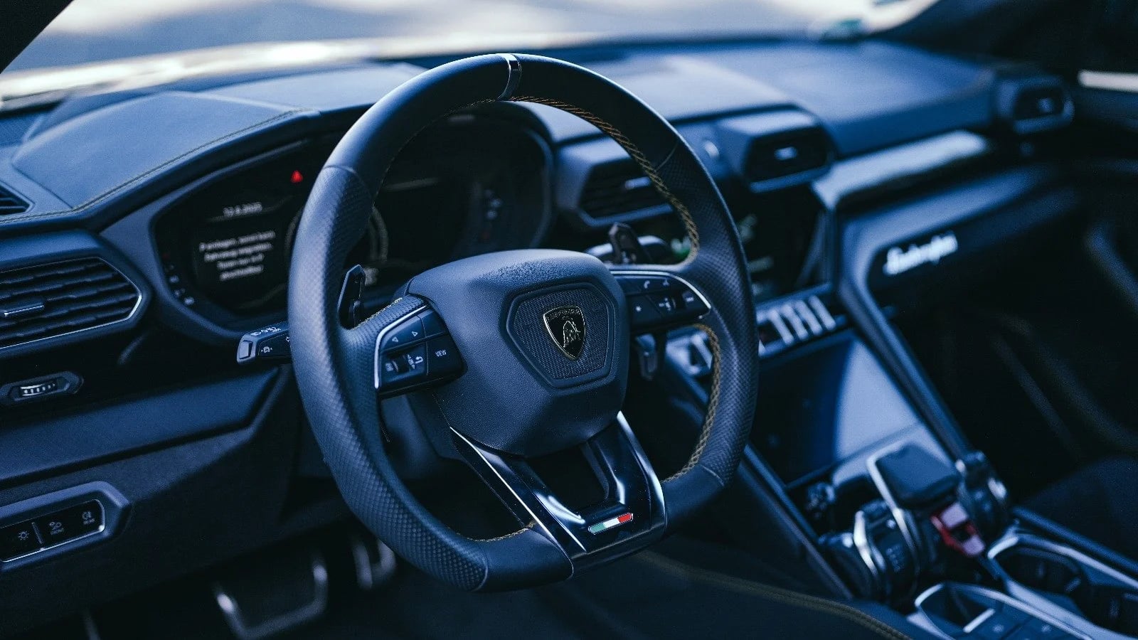 Lamborghini  Urus S Bild 4