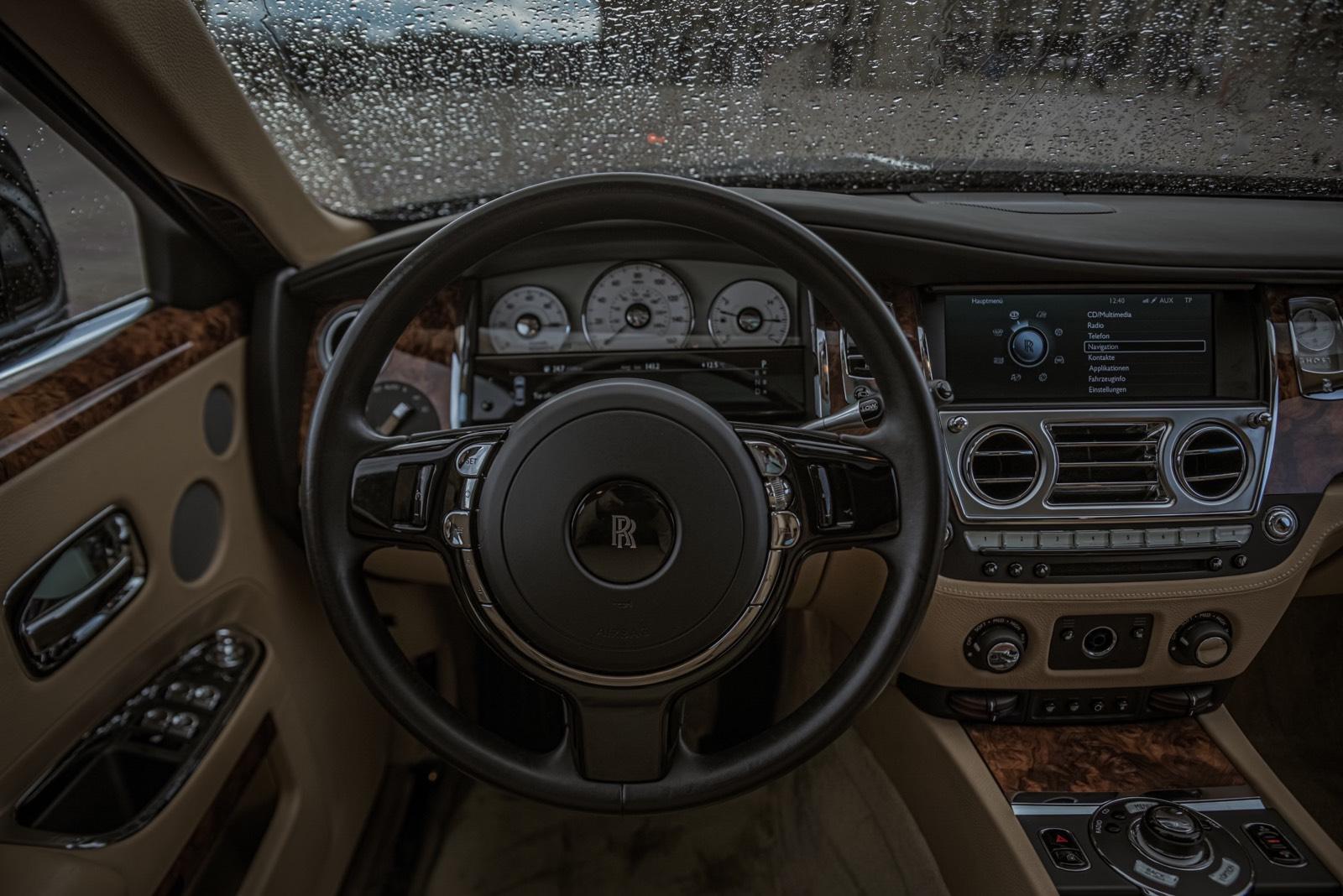 Rolls Royce Ghost mieten Hochzeitsauto Dawn Wraith Cullinan Phantom Bentley Bild 6