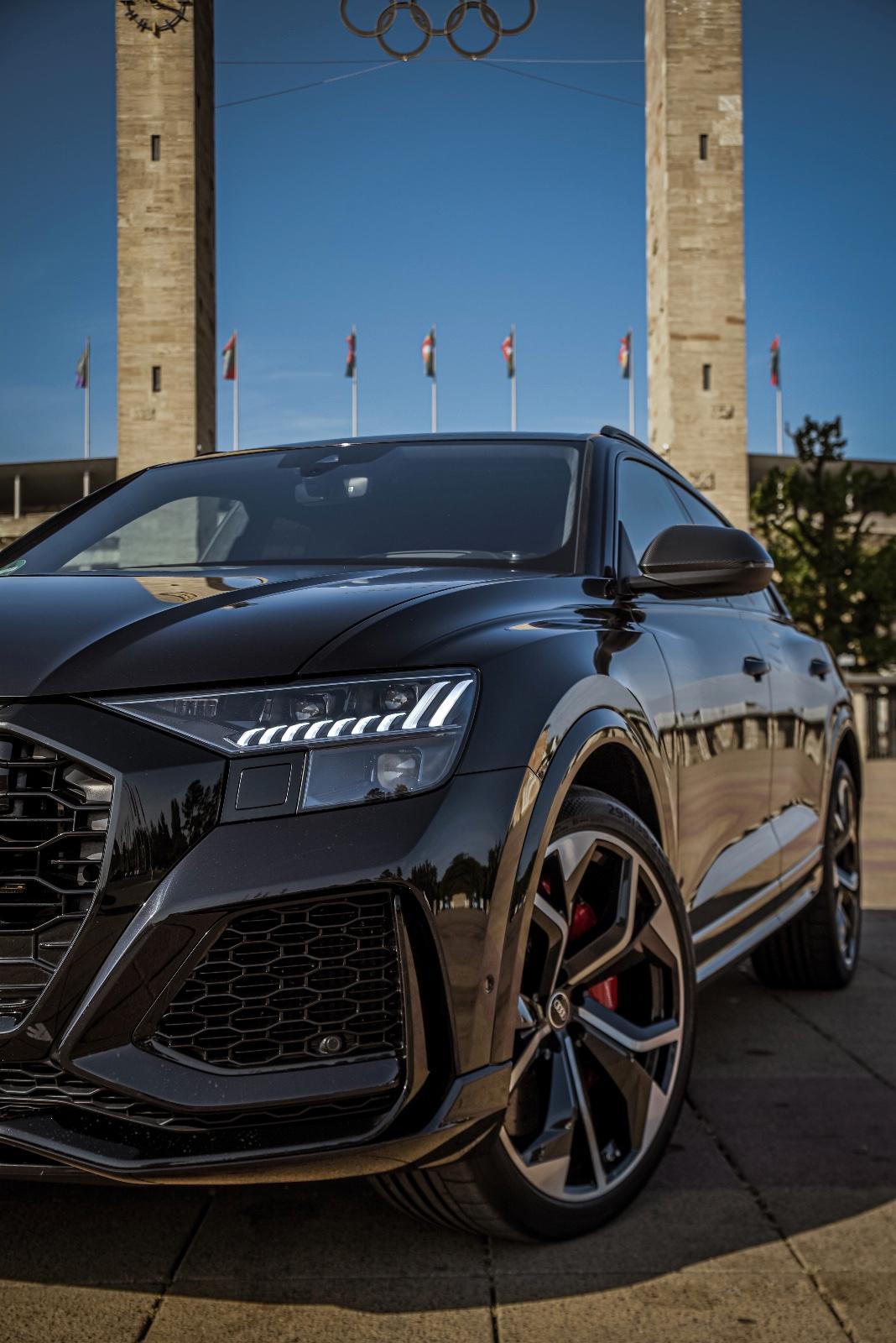 Audi RSQ8 Sportback mieten RS Q8 Hochzeitsauto SUV Sportwagen 2022 Bild 6