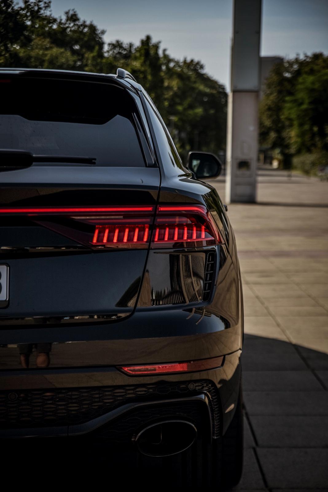 Audi RSQ8 Sportback mieten RS Q8 Hochzeitsauto SUV Sportwagen 2022 Bild 5