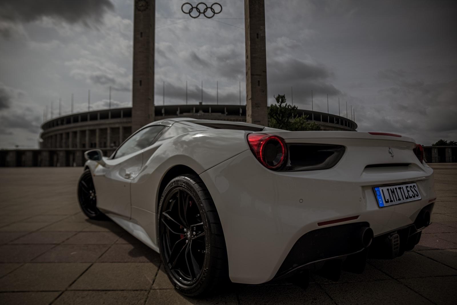 Ferrari 488 Spider mieten Berlin Exot GTS GTB Hochzeitsauto Sportwagen Cabrio Roadster Bild 6