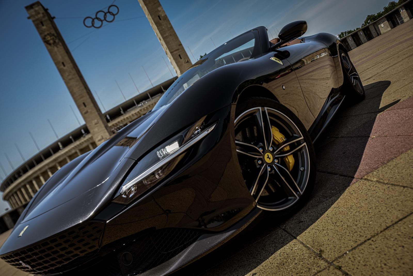 Ferrari Roma Spider 2025 mieten Berlin Cabrio Roadster Exot Sportwagen Hochzeitsauto Bild 4