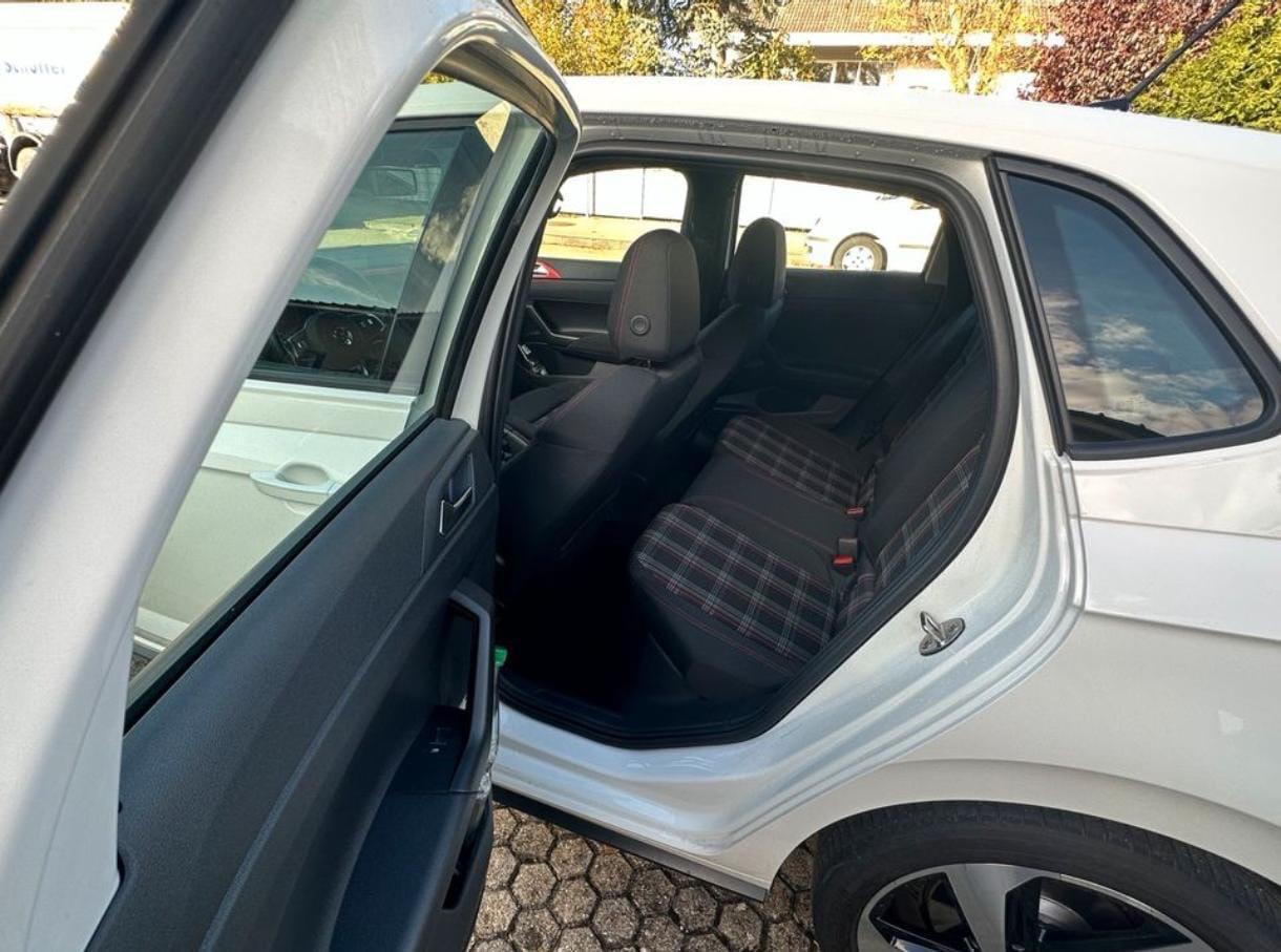VW Polo GTI / Mietwagen Bild 5