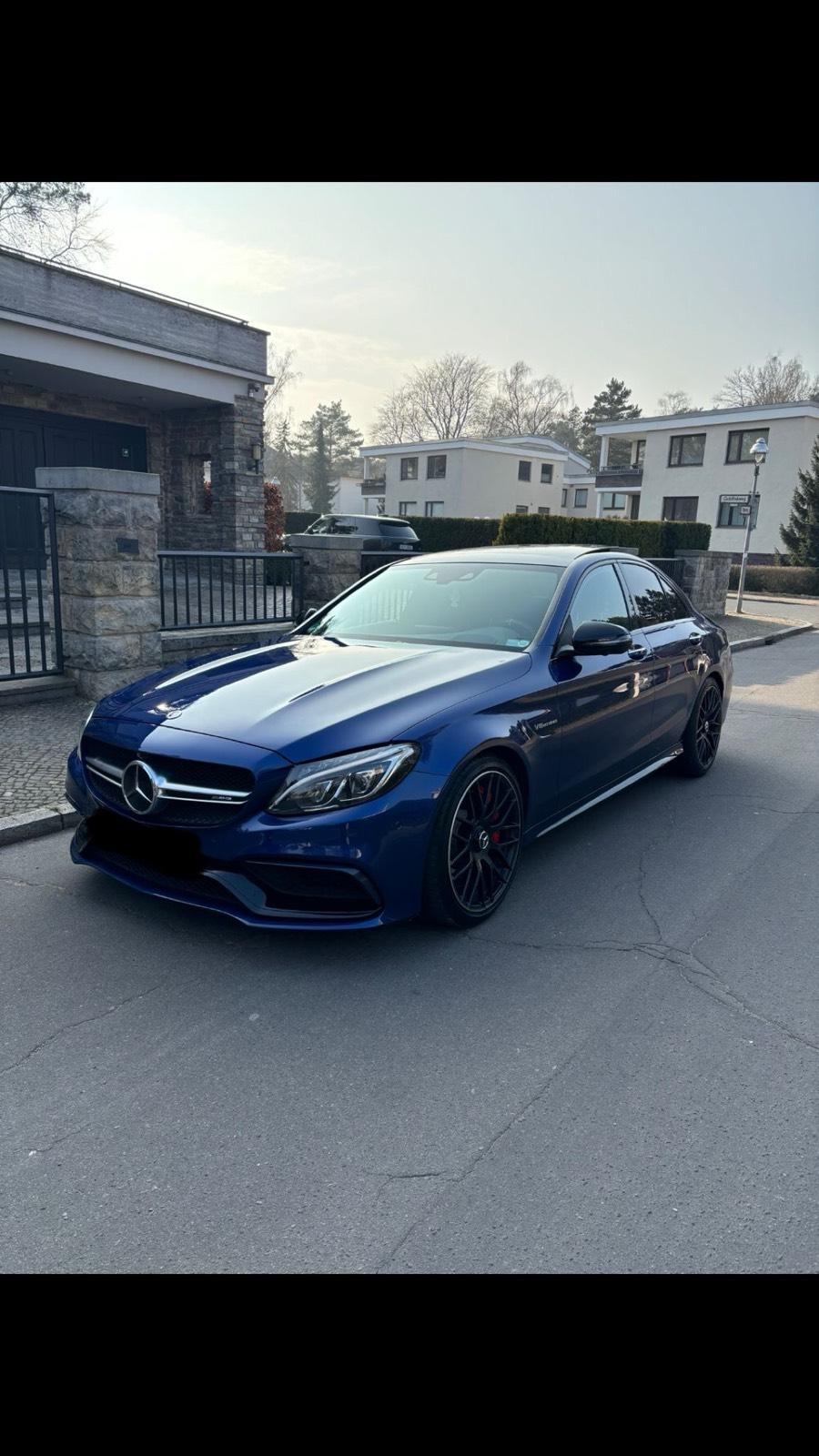 Mercedes Benz C63s AMG mieten Bild 2