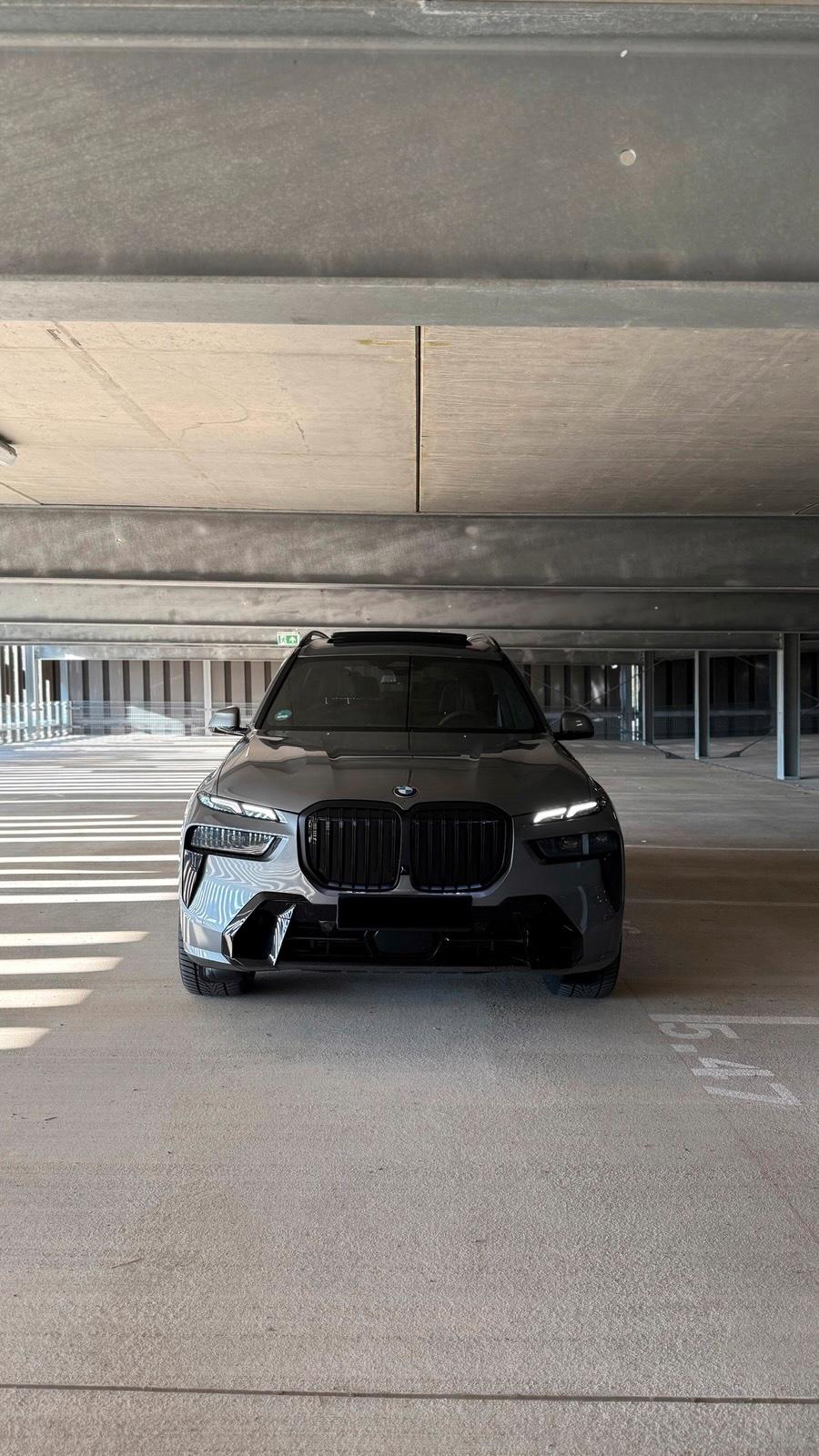 BMW X7 40d Mieten Autoabo Langzeitmiete Mietwagen Bild 2