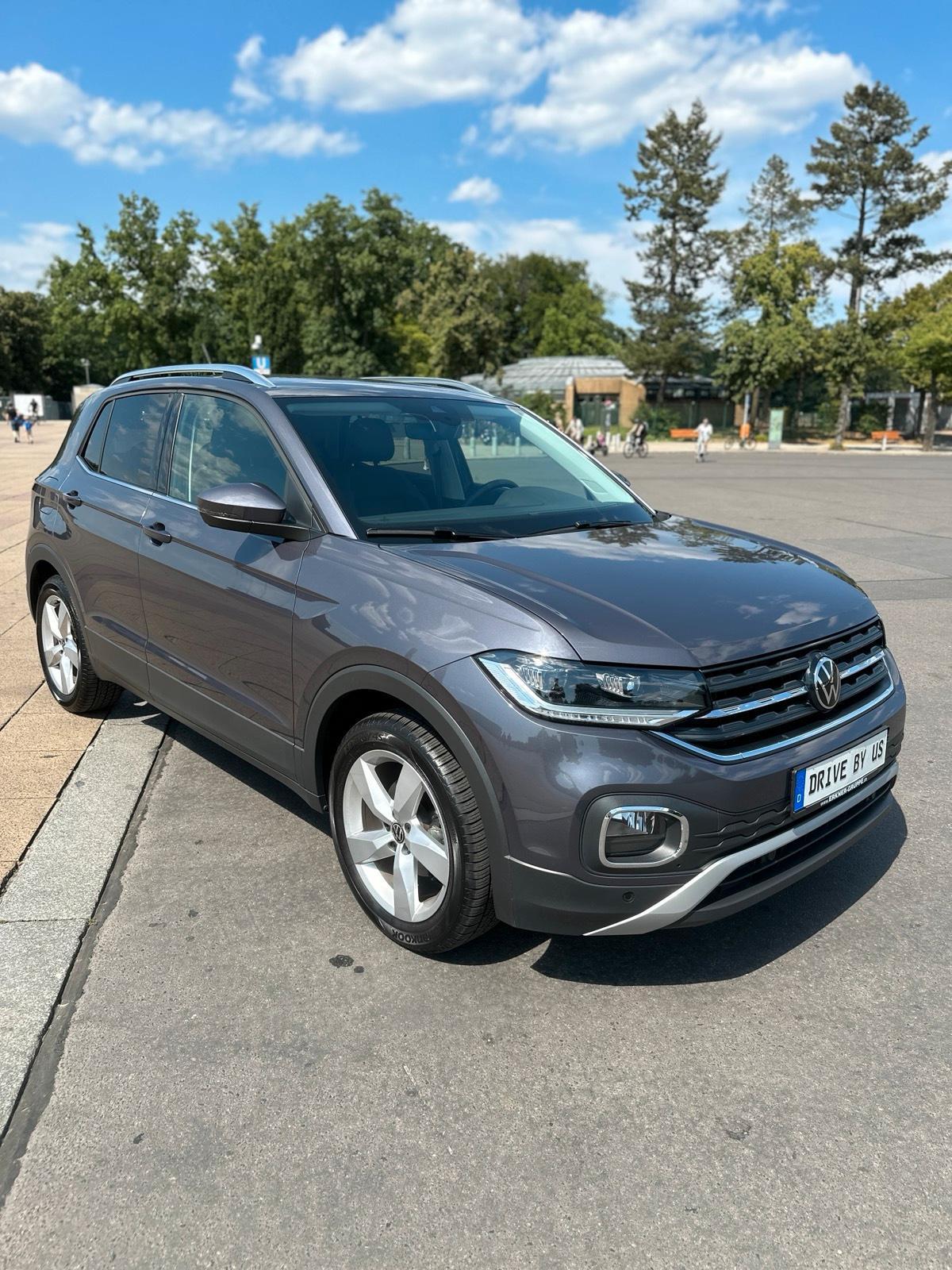 VW T-Cross 2023 Mieten Autovermietung Mietwagen Rent a Car Bild 2