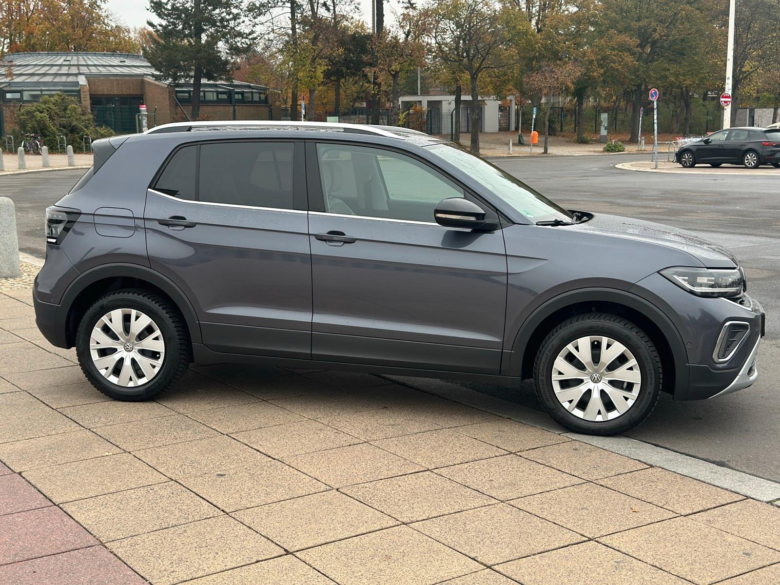 VW T-Cross 2024 Mieten Autovermietung Mietwagen Rent a Car Bild 4