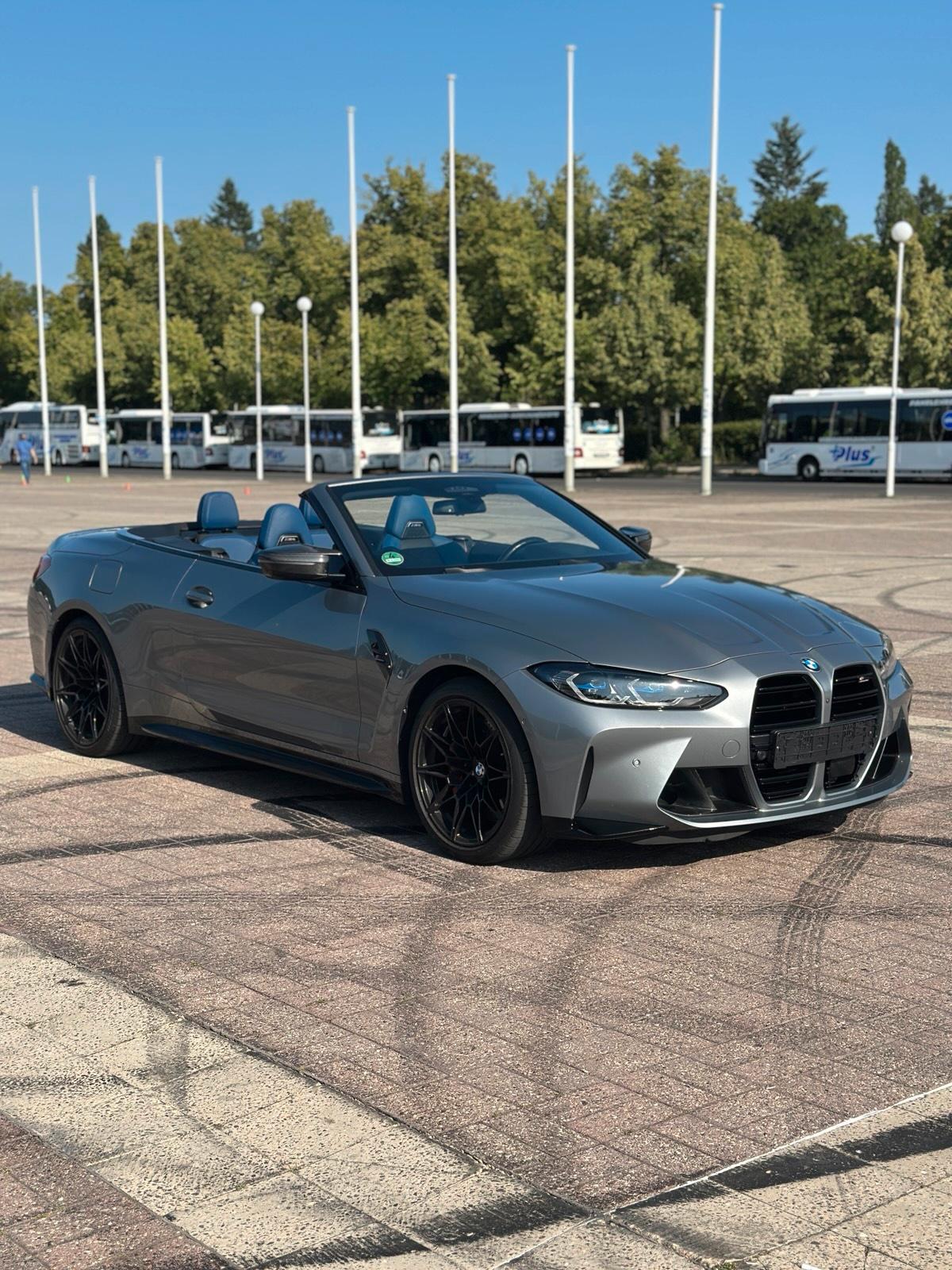 BMW M4 Cabrio Competition Mieten Autovermietung Mietwagen Sportwagen Mieten Rent a Car Bild 2