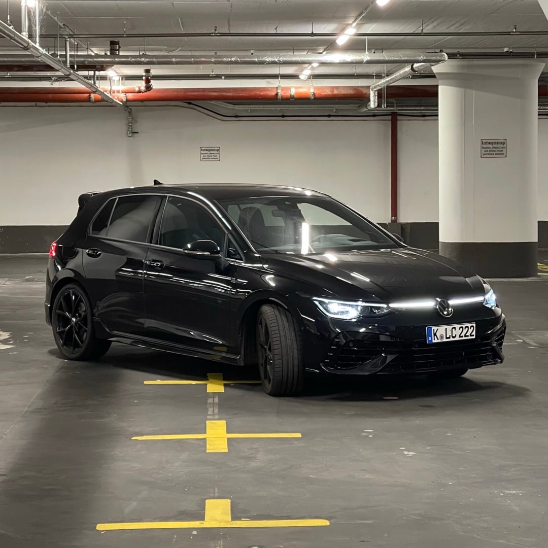 VW Golf 8 R Performance Bild 2