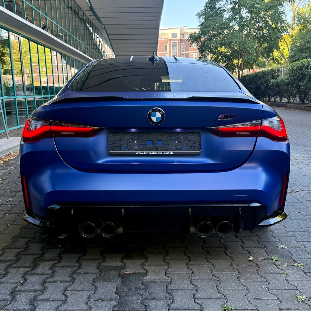 M4 COMPETITION M XDRIVE COUPÉ mieten in Düsseldorf Bild 4