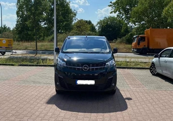 Opel Zafira Bild 2
