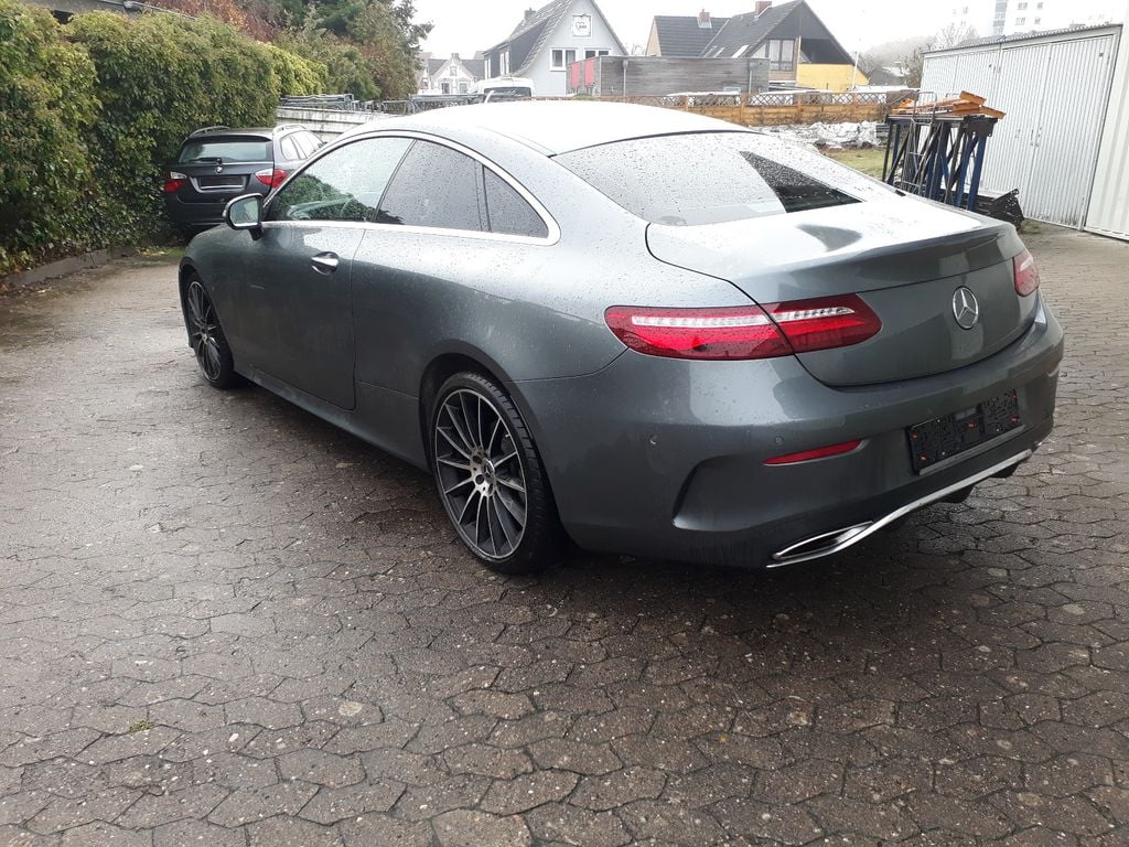 Mercedes E-Coupe Bild 5
