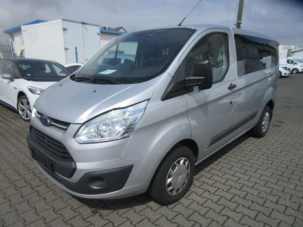 Ford Transit 9 Sitzer Bild 2
