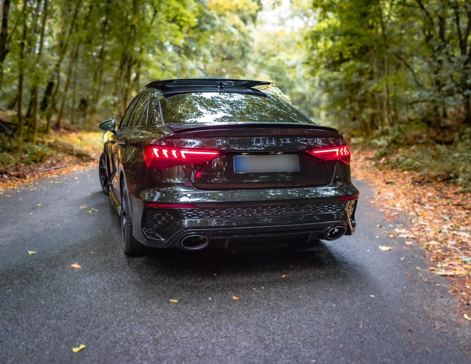 Audi RS3 Performance - Miete / Mietwagen / Hochzeit Bild 3