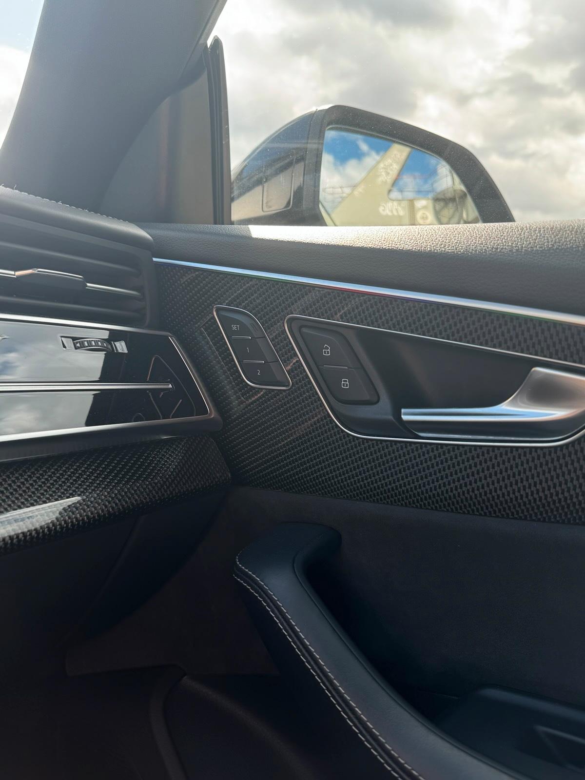 Audi SQ8 Diesel - Mieten / Mietwagen / Hochzeit Bild 4