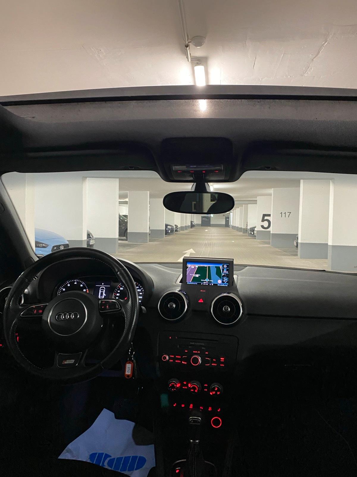 Audi A1 Sportback Auto mieten Kleinwagen Leihwagen Mietwagen Bild 3