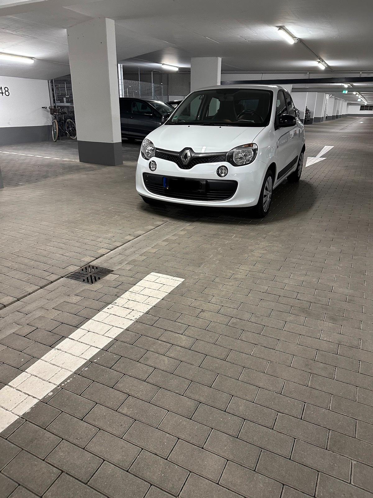 Renault Twingo Leihwagen Auto mieten Kleinwagen Langzeitmiete Bild 2