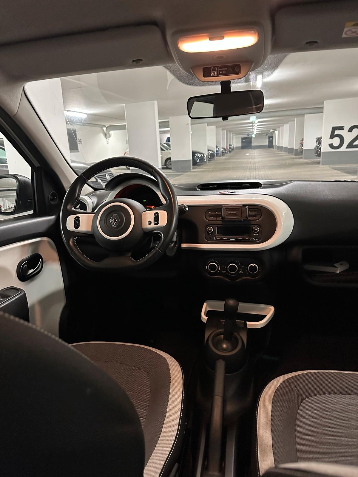 Renault Twingo Leihwagen Auto mieten Kleinwagen Langzeitmiete Bild 4