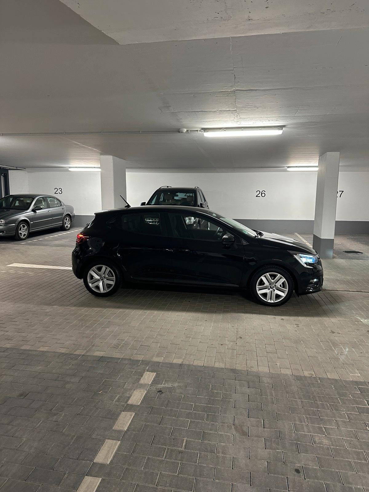 Renault Clio Mietwagen Auto mieten Leihwagen Kleinwagen Bild 5